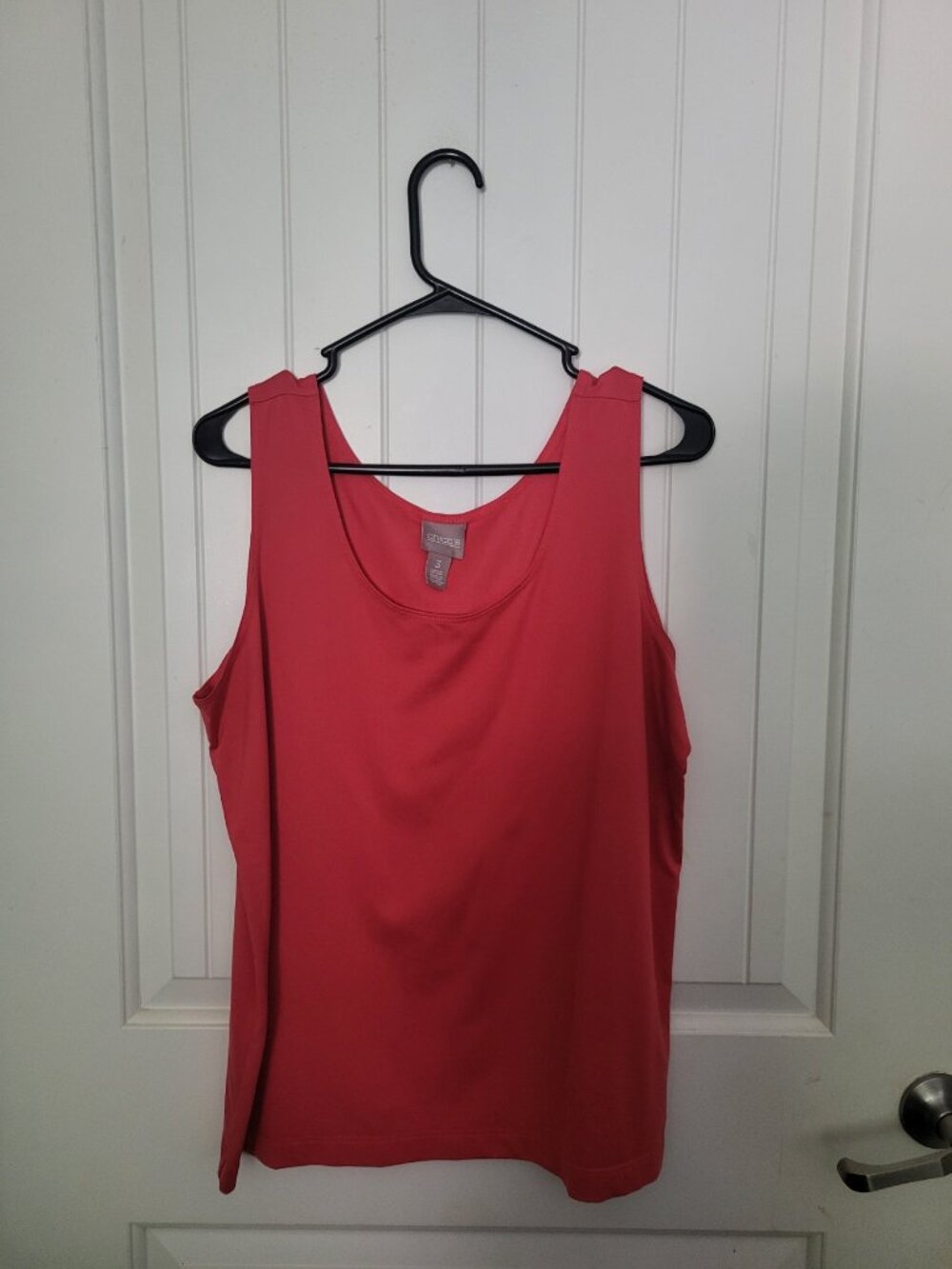 Chico’s Size 3 Coral Red Sleeveless Tank Top Stretch Scoop Neck